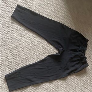Lululemon on the fly pant